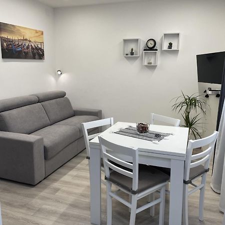 Bnb Apartment Ferrara Udine Eksteriør bilde