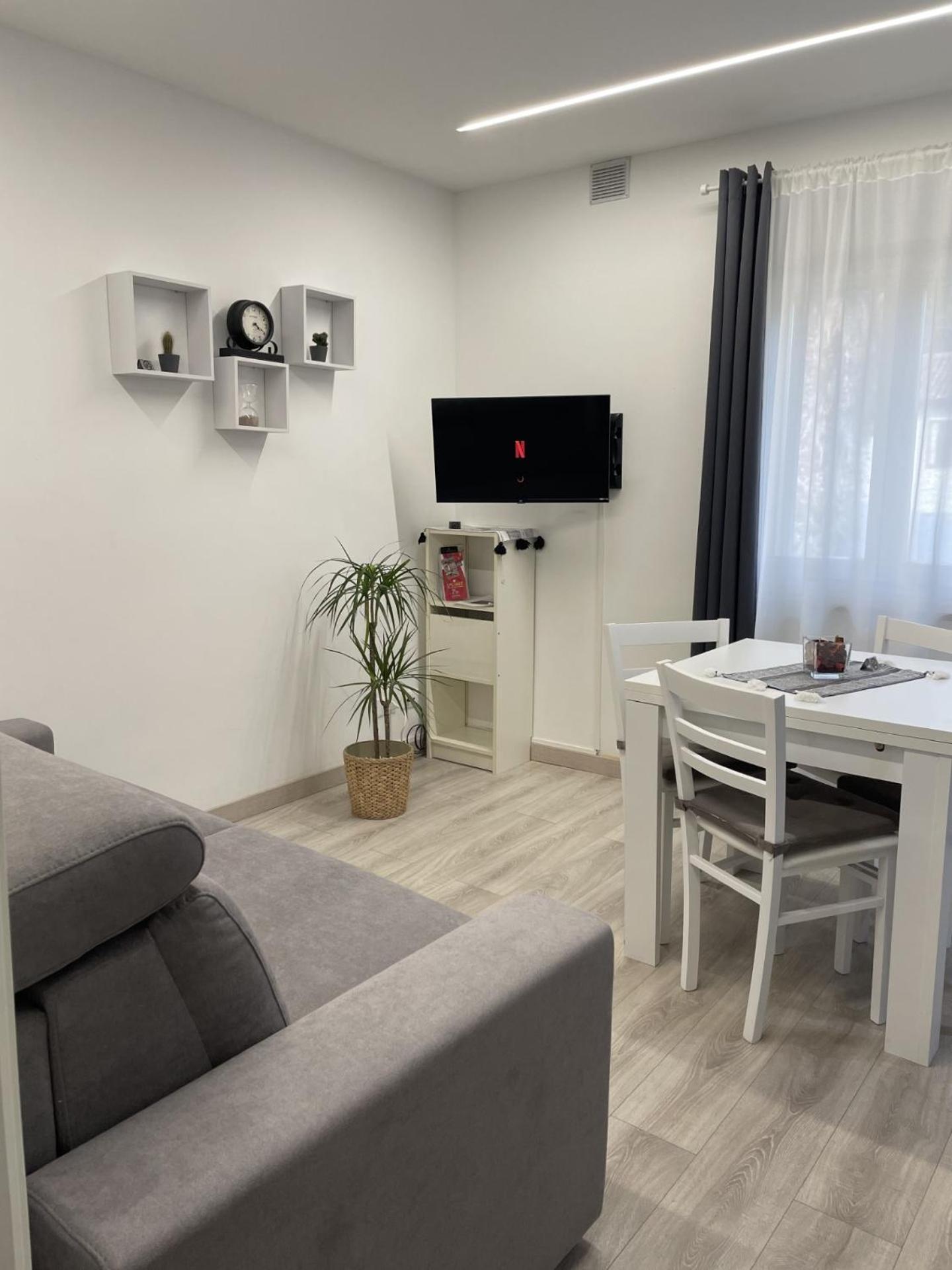 Bnb Apartment Ferrara Udine Eksteriør bilde